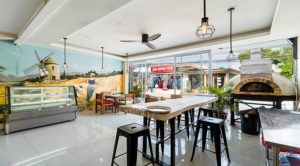 Boulangerie restaurant pizzeria à vendre à Koh Samui (avec four au bois)
