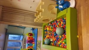 Opportunité et bonne affaire pour mobilier et materiel de crèche