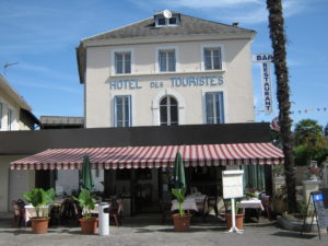 Bar-Hôtel-Restaurant LESTELLE BETHARRAM (64800) à vendre (fonds, murs, licence 4)