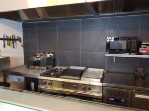 Commerces à vendre en Belgique - Annonces gratuites de qualité Charmant snack idéalement situé à remettre à Liège