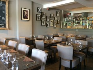 Commerces à vendre en Belgique - Annonces gratuites de qualité Petit restaurant de quartier à Woluwe-Saint-Lambert