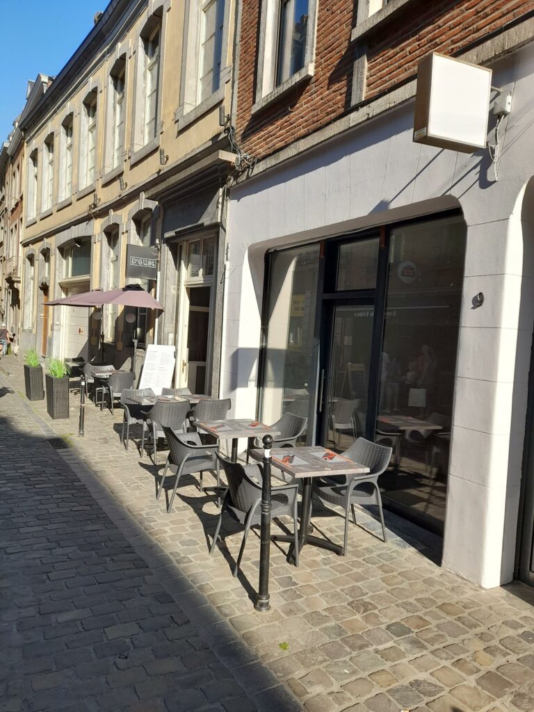 Beau restaurant centre de Namur