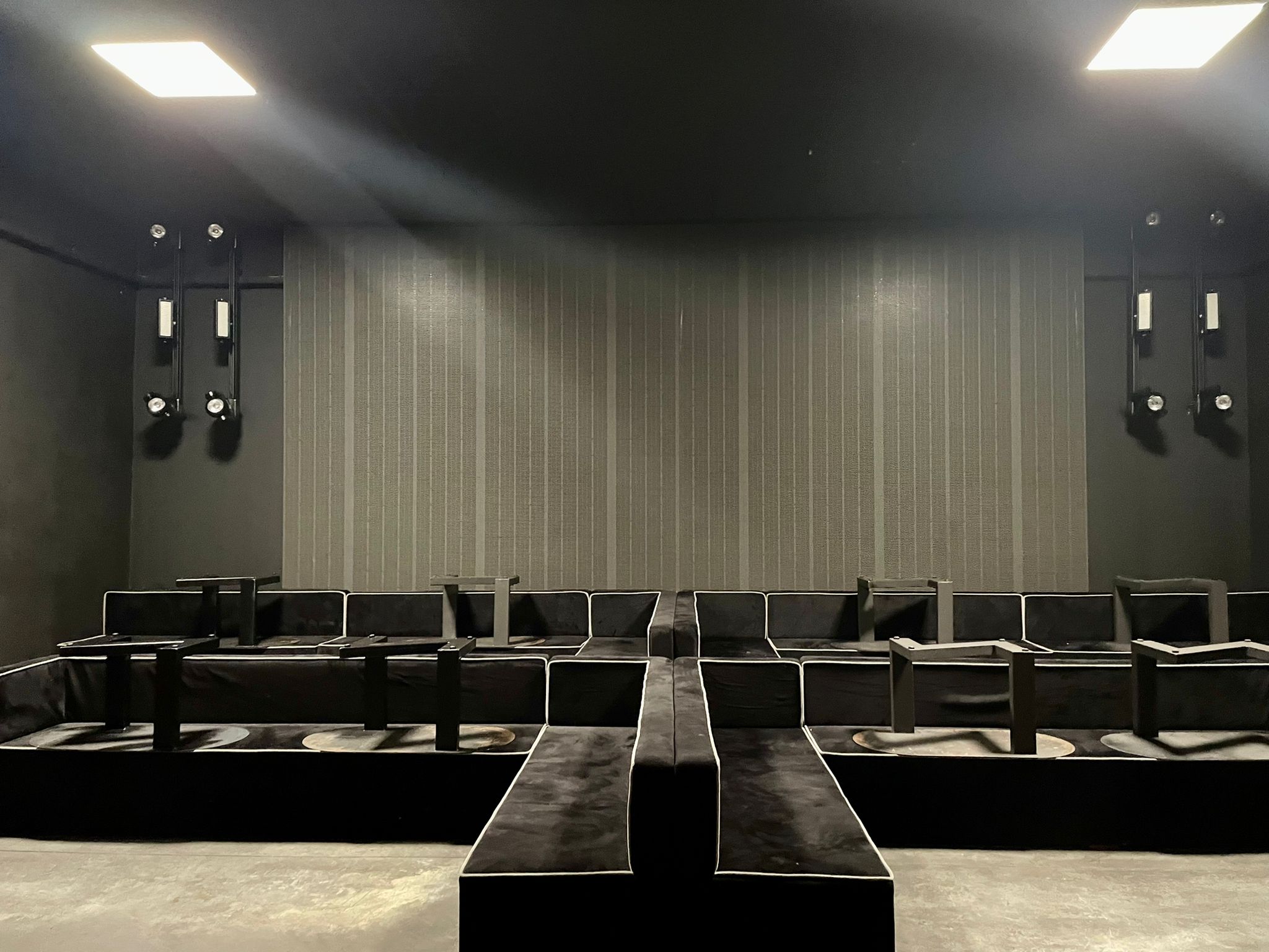 Ventes de parts de société détenant en location un immeuble de 1000m².