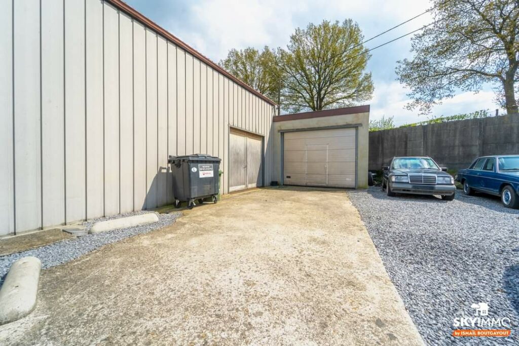 Garage automobile à vendre à Battice