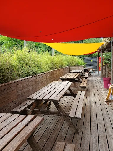 Friterie belge & bar à bières reconnu – Fonds de commerce à céder en Dordogne